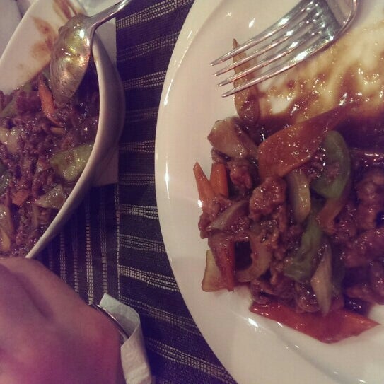 Delicious Chinese food 󾓭