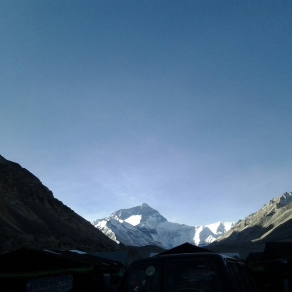 Снимок сделан в Mount Everest | Sagarmāthā | सगरमाथा | ཇོ་མོ་གླང་མ | 珠穆朗玛峰 пользователем Kavita A. 4/20/2014
