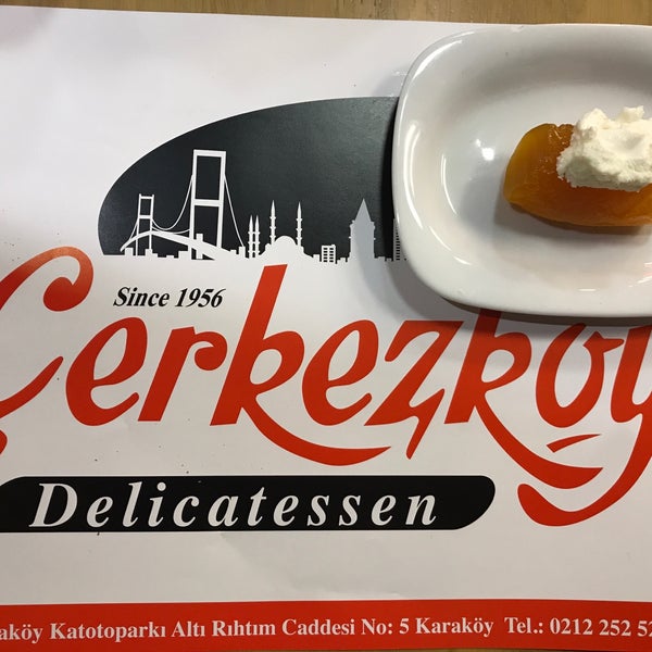 รูปภาพถ่ายที่ Çerkezköy Delicatessen โดย Pinar E. เมื่อ 11/24/2017