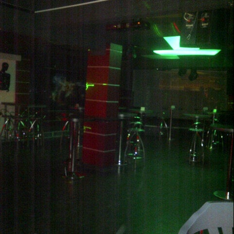 6/14/2014에 A&amp;K A.님이 Punch Lounge &amp; Club에서 찍은 사진