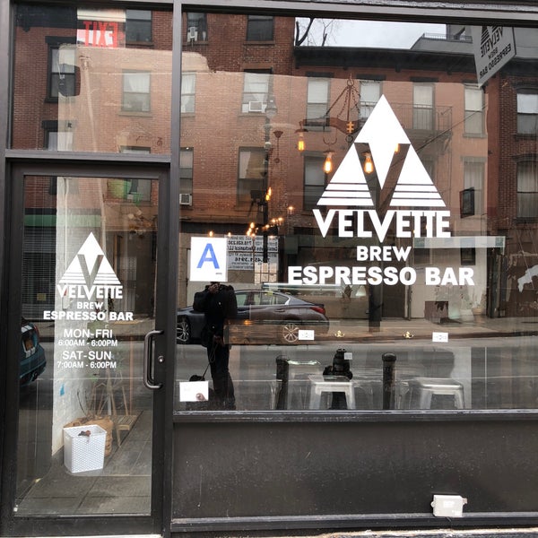 Photo prise au Velvette Brew par Paul M. le3/4/2018