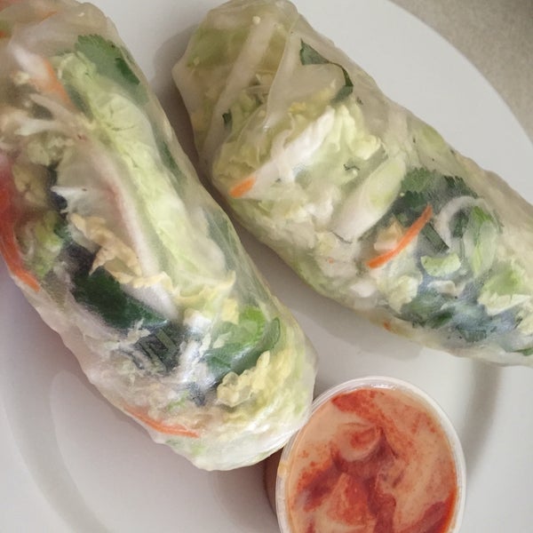 The chicken Napa rolls are so fresh and good for you.