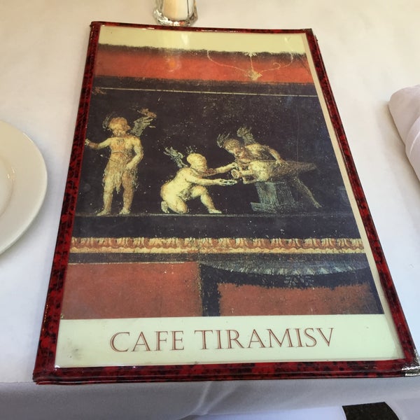 Foto tirada no(a) Cafe Tiramisu por Veena S. em 8/24/2015