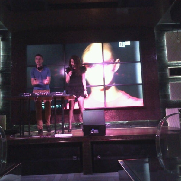 Das Foto wurde bei Bright Club &amp; Karaoke rooms von Evgen A. am 5/11/2013 aufgenommen