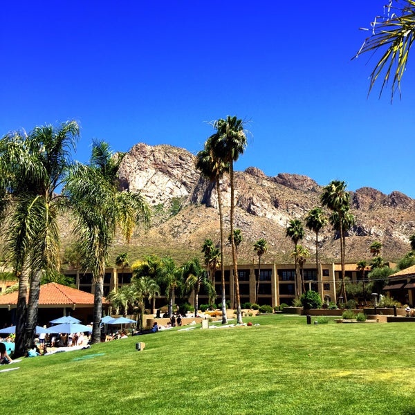 Foto tomada en Hilton Tucson El Conquistador Golf &amp; Tennis Resort  por Randy el 5/29/2016