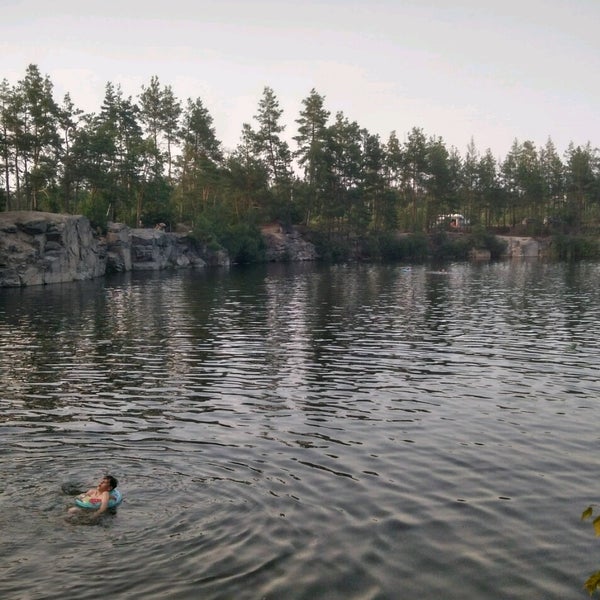 Запасное магнитогорск озеро. Карьер высокий. Карьеры коростышев. Карьер высокий. Высокий камень.