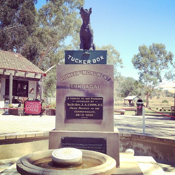 The Dog on the Tuckerbox 6 tips from 1350 visitors