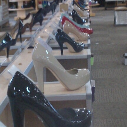 Dsw riverdale sale