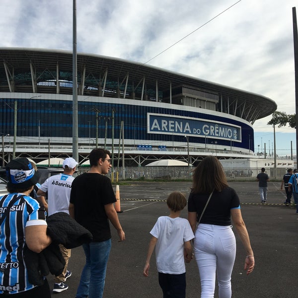 Foto diambil di Arena do Grêmio oleh Rodrigo B. pada 4/21/2022