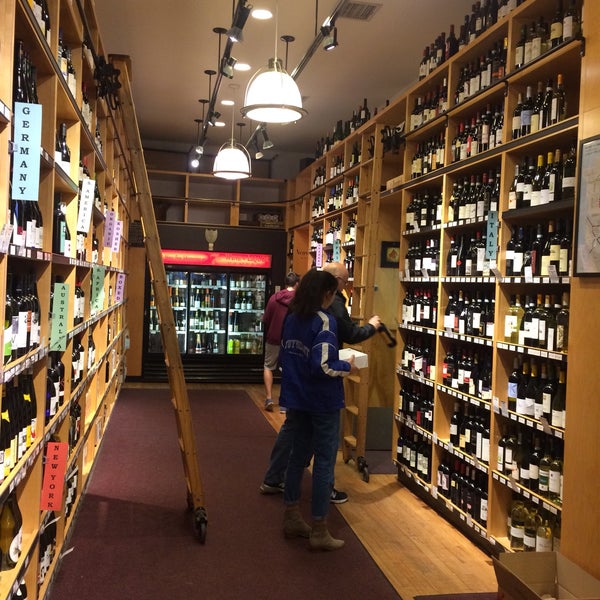 7th Avenue Wine and Liquor Company North Slope Brooklyn, NY