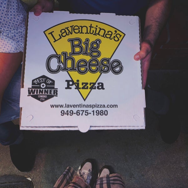 Foto diambil di Laventina&#39;s Big Cheese Pizza oleh 55. pada 8/2/2019