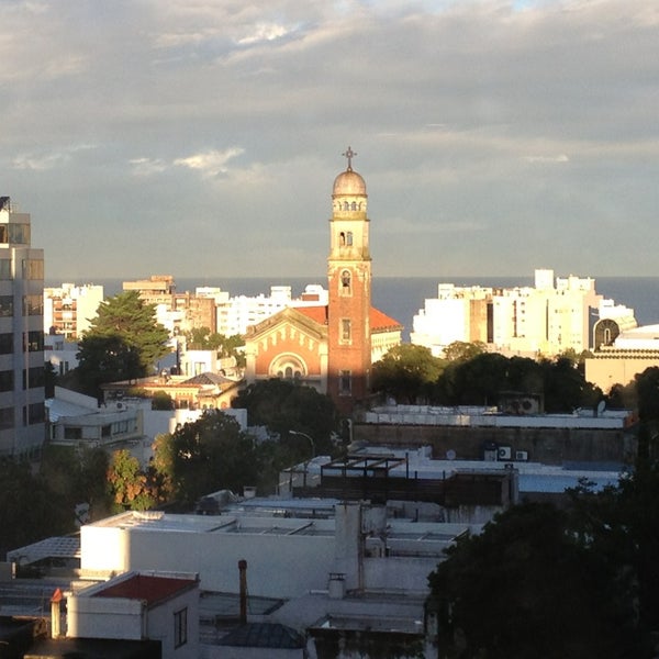 Foto diambil di Tryp Montevideo oleh Fernando M. pada 4/8/2014