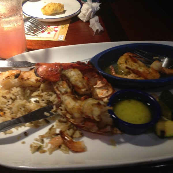 Red Lobster Co Op City Bronx Ny [ 600 x 600 Pixel ]