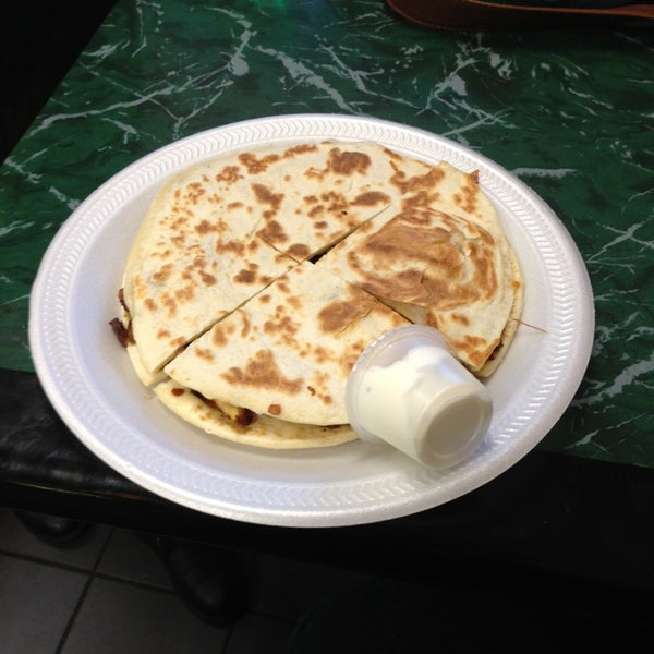 Yummy Taco 4814 Broadway