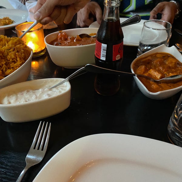 Снимок сделан в Tulsi Indian Restaurant пользователем MESHARI 🔹 10/30/2021