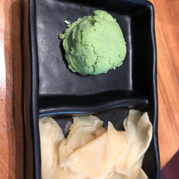 Foto diambil di Ami Japanese Restaurant oleh Donald L. pada 1/31/2019