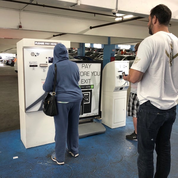 Photos At Parking Garage Promenade At Howard Hughes Center