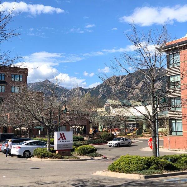 Foto tomada en Boulder Marriott  por Donald L. el 4/21/2019