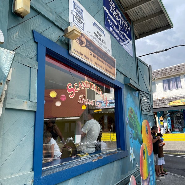 Photo taken at Scandinavian Shave Ice by Donald L. on 2/21/2021