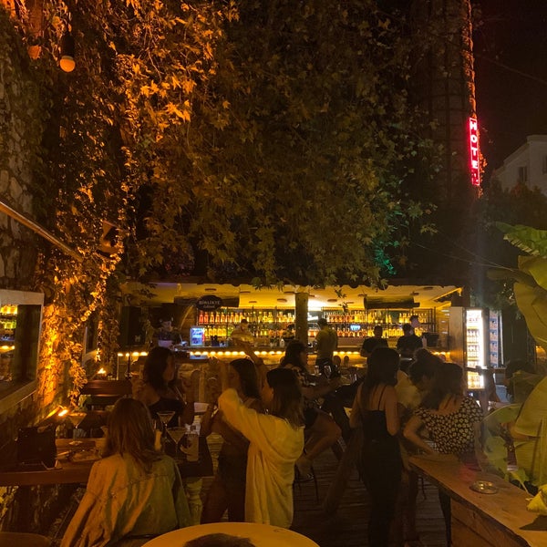 8/13/2020にTolga G.がİş Cocktail Bar 🍹🍸🍻で撮った写真