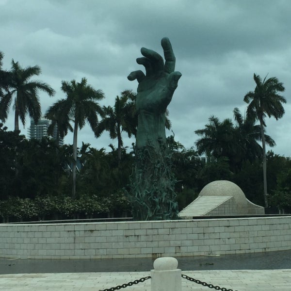 Снимок сделан в Мемориал Холокоста в Еврейской федерации Большого Майами пользователем Joel H. 12/21/2019