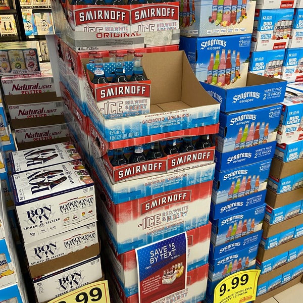 Woodman's Food Market Grocery Store in Lakemoor