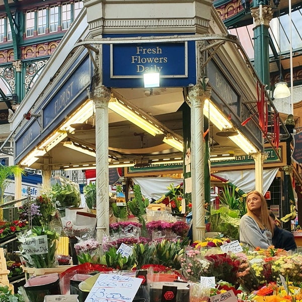 Foto tirada no(a) Leeds Kirkgate Market por Abdullah A. em 3/7/2020