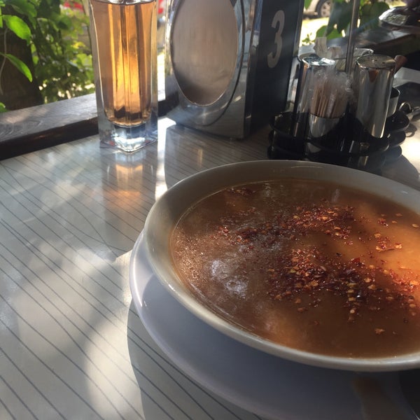 Foto scattata a Oğuz Baran Restaurant da Duygu A. il 8/7/2018