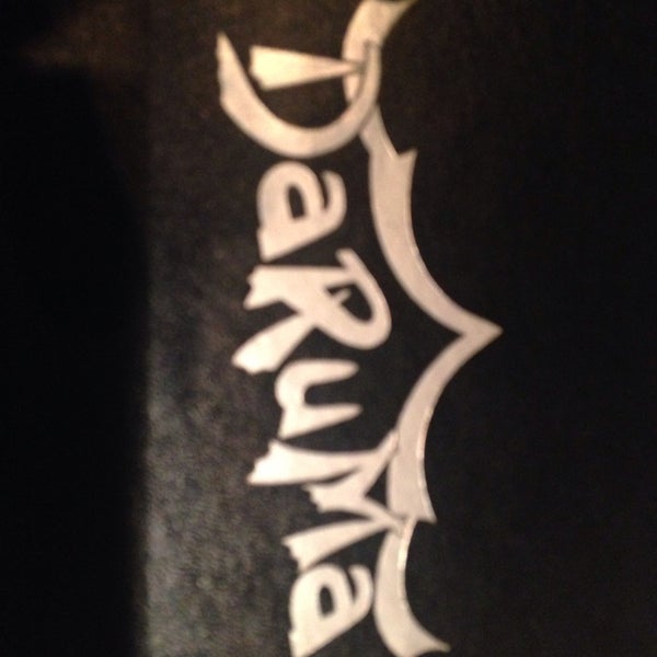 Foto diambil di DaRuMa- Japanese Steakhouse and Sushi Lounge oleh Chris F. pada 3/14/2014