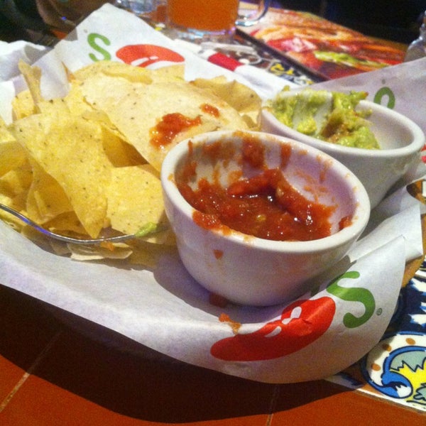Photo taken at Chili&#39;s Grill &amp; Bar by Taylor J. on 1/11/2013