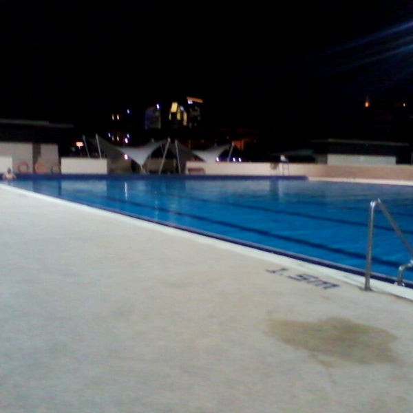 swimming pool presint 6