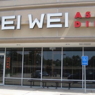 Diners in Phoenix don't head to Pei Wei for authentic Asian cuisine, but rather for non-traditional takes on Chinese noodle dishes and lettuce wraps.