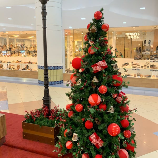 Foto scattata a Internacional Shopping da Clarah G. il 11/29/2019