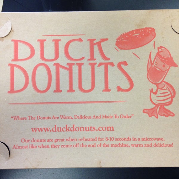 Photo taken at Duck Donuts by Lynne W. on 12/8/2014