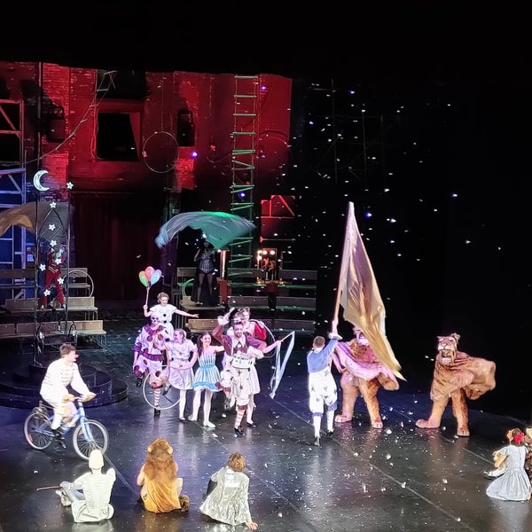Foto diambil di Театр ім. Лесі Українки oleh Петро Б. pada 7/13/2019