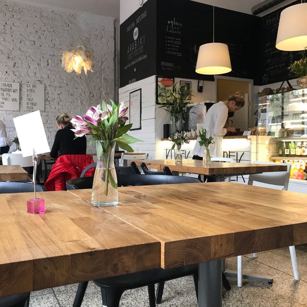 10/30/2018 tarihinde Emel U.ziyaretçi tarafından Kubek w Kubek Cafe'de çekilen fotoğraf