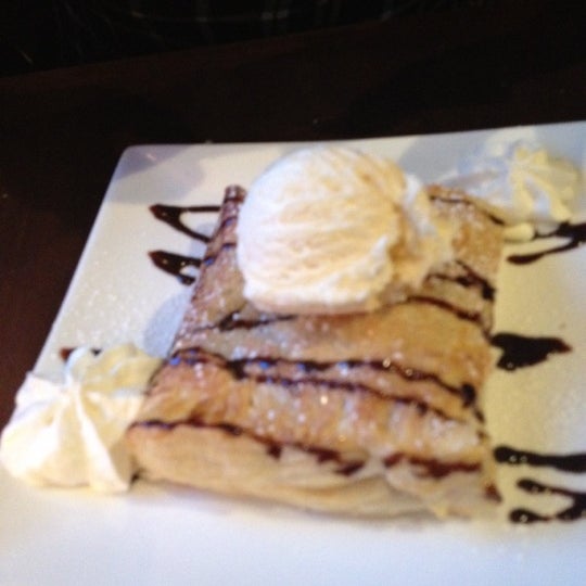 2/8/2013 tarihinde Zena M.ziyaretçi tarafından Mumbles Restaurant'de çekilen fotoğraf