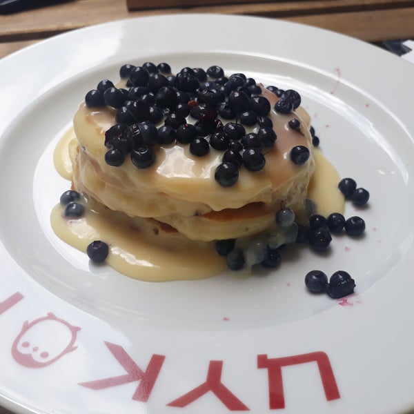 One of the reasons why we came to Lviv: the mouth-watering blueberry white chocolate pancakes💕💕💕 should be in your bucket list!😄