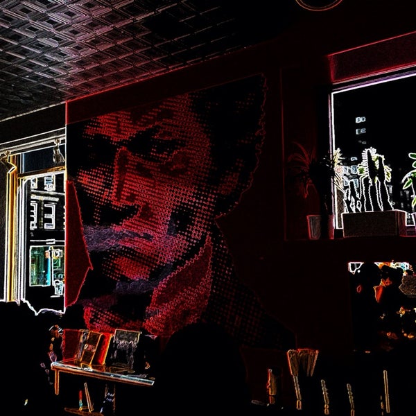 8/23/2014 tarihinde Marc S.ziyaretçi tarafından Cafe Frederick Harlem Parlor'de çekilen fotoğraf