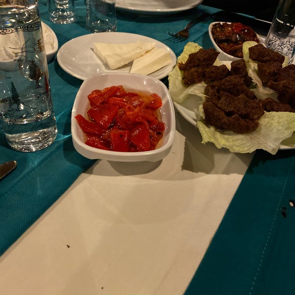 Foto tirada no(a) Taş Mahal Restaurant por Hasan(ZS) em 1/18/2020