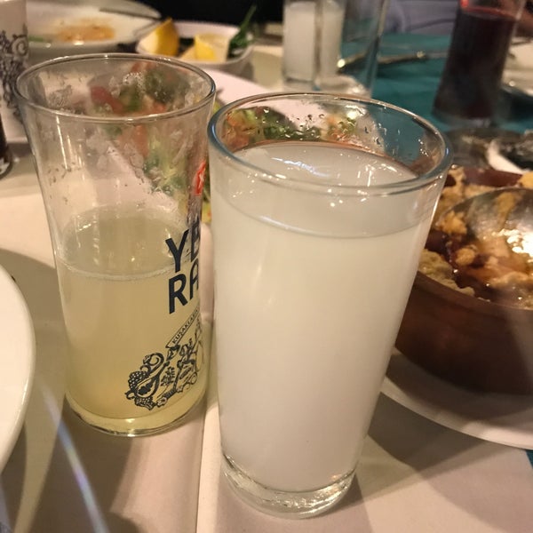 Foto tirada no(a) Taş Mahal Restaurant por Hasan(ZS) em 12/21/2019