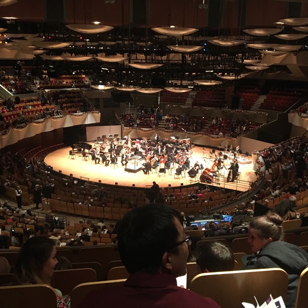 Foto diambil di Boettcher Concert Hall oleh Dennis H. pada 1/1/2019
