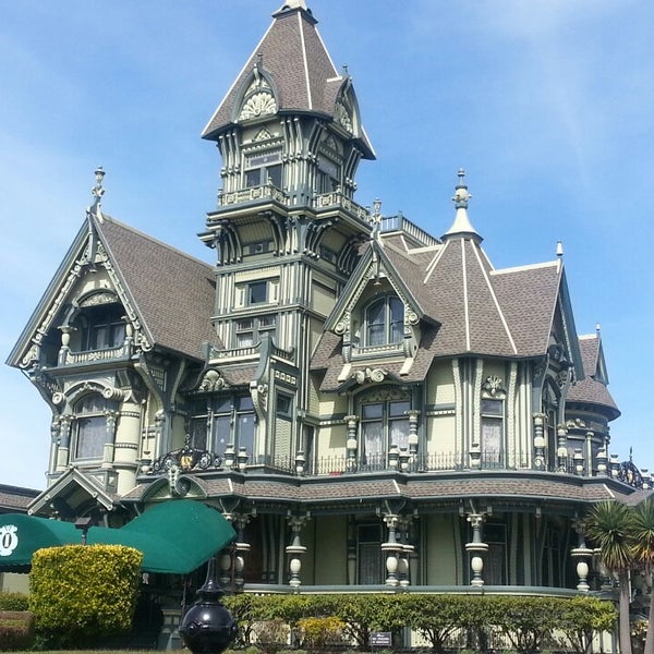 Eureka DMV Office Government Building in Eureka