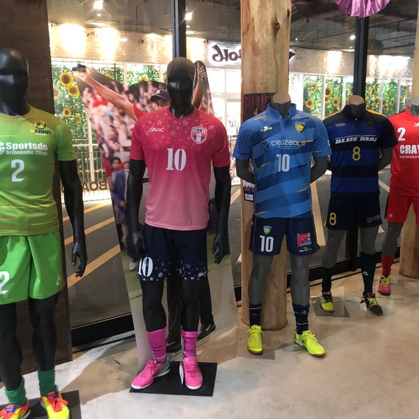Spopiaシラトリ 藤枝店 スポーツ用品店 Spopiaシラトリ 藤枝店 スポーツ用品店