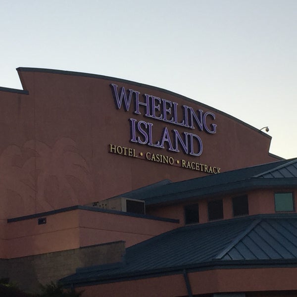 Photo taken at Wheeling Island Hotel-Casino-Racetrack by Jennings S. on 11/14/2015