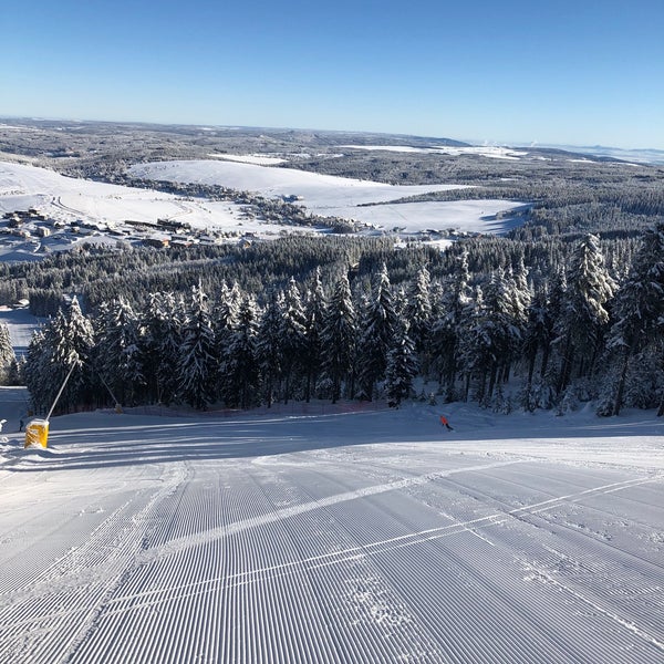 Foto diambil di Skiareál Klínovec oleh Ala pada 2/14/2021