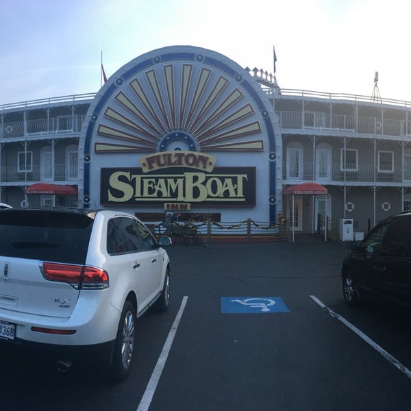 Foto scattata a Fulton Steamboat Inn da jean s. il 12/4/2017