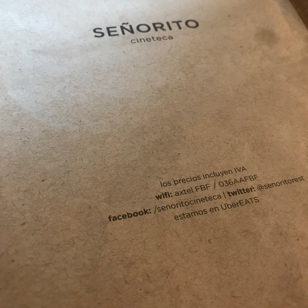 รูปภาพถ่ายที่ Señorito Cineteca โดย Brenda V. เมื่อ 6/9/2018