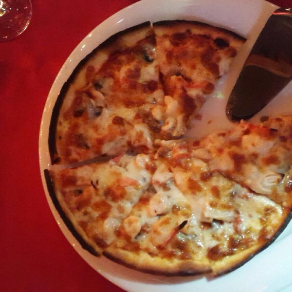 Photo taken at Sokullu Pizza &amp; Restaurant by Osman Y. on 11/18/2017
