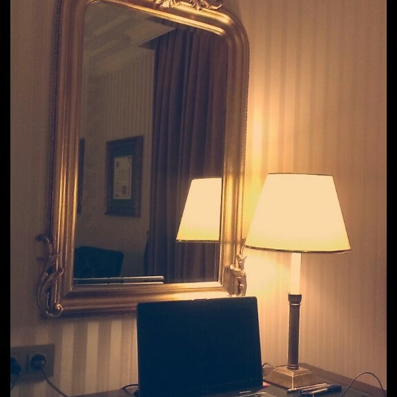 Foto scattata a Gordion Hotel da Evren S. il 12/22/2013